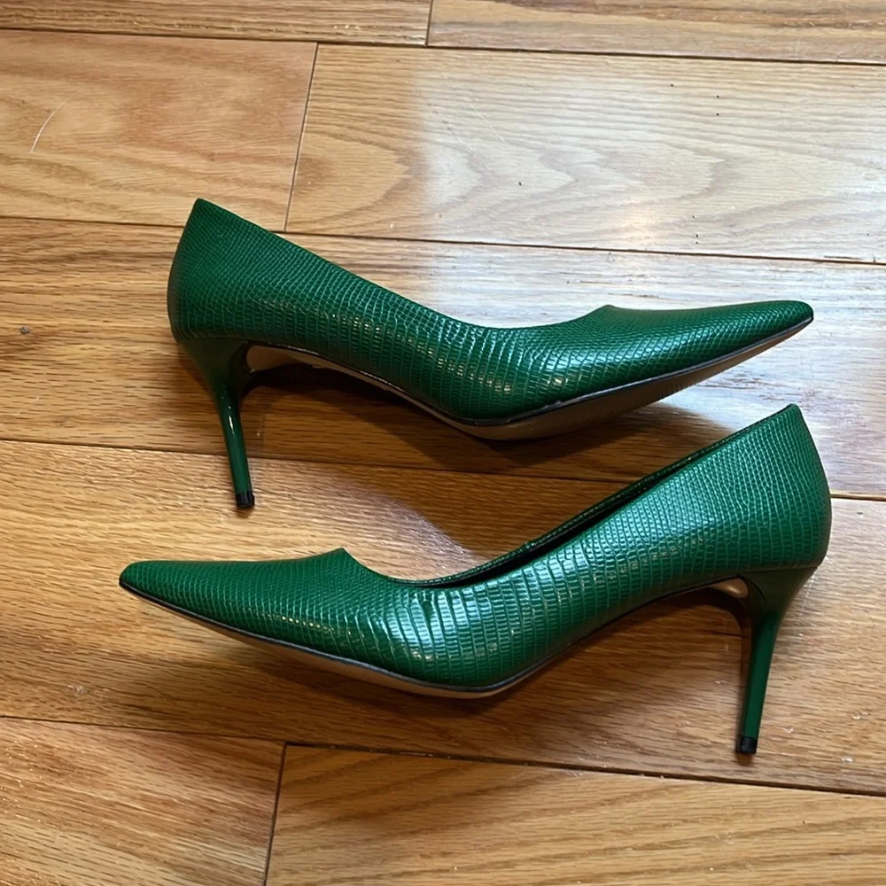 New York & Company green snake skin print pumps sz 10 - Picture 8 of 10